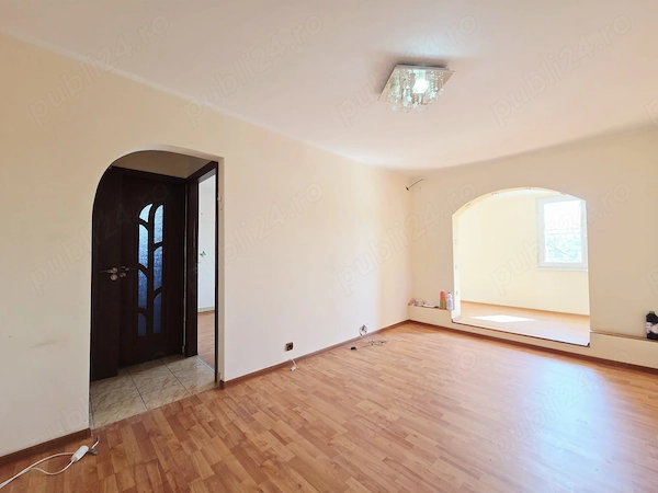 4 camere Micro 39B etaj 2 CT — fotografia 1