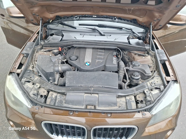 BMW iX1 2012 — imagine 9