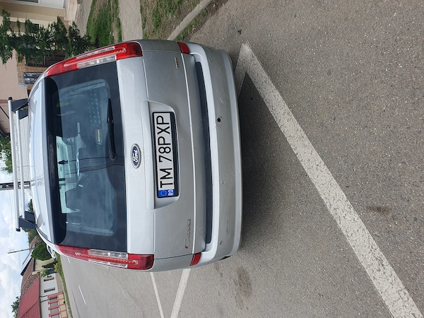 Vând autoturism