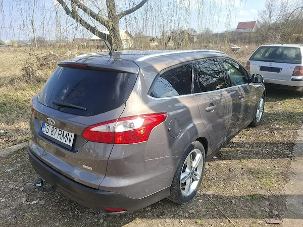 FORD Focus 2014 — imagine 3