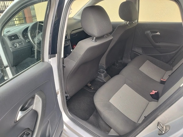 VOLKSWAGEN Polo 2011 — imagine 8