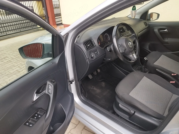 VOLKSWAGEN Polo 2011 — imagine 7