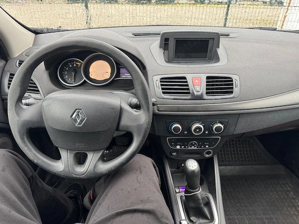 RENAULT Megane 2012 — imagine 3