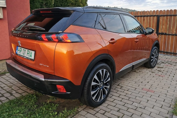 PEUGEOT 2008 2020 — imagine 4