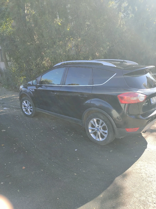 FORD Kuga 2011 — imagine 3