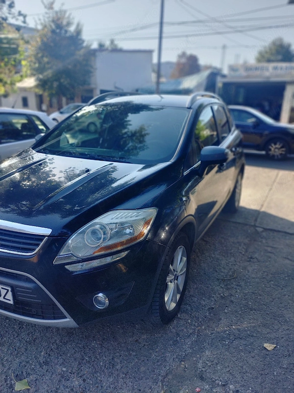 FORD Kuga 2011 — imagine 2