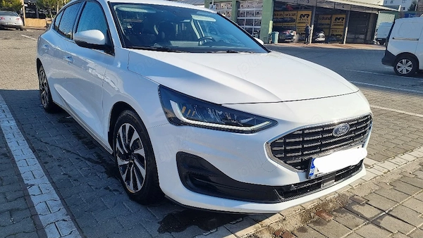 FORD Focus 2022 — imagine 5