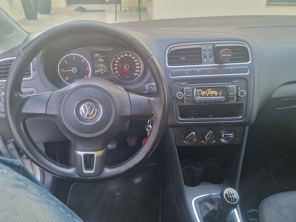 VOLKSWAGEN Polo 2011 — imagine 6