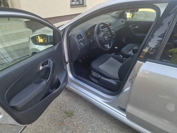 VOLKSWAGEN Polo 2011 — imagine 7