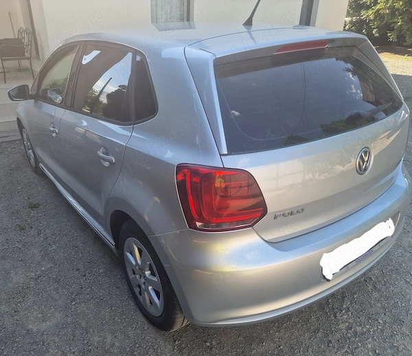 VOLKSWAGEN Polo 2011 — imagine 3