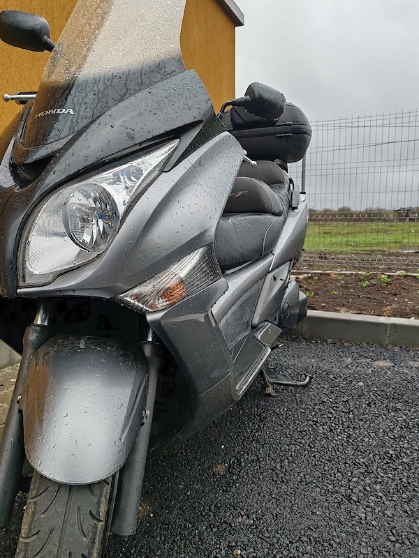 Honda Silver Wing 600