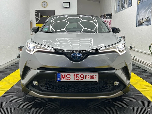 TOYOTA C-HR 2016 — imagine 2
