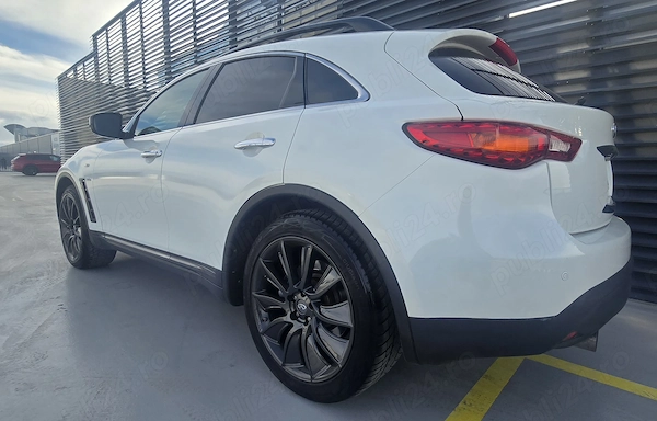 INFINITI QX70 2016 — imagine 2