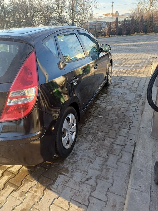 HYUNDAI i30 2012 — imagine 3