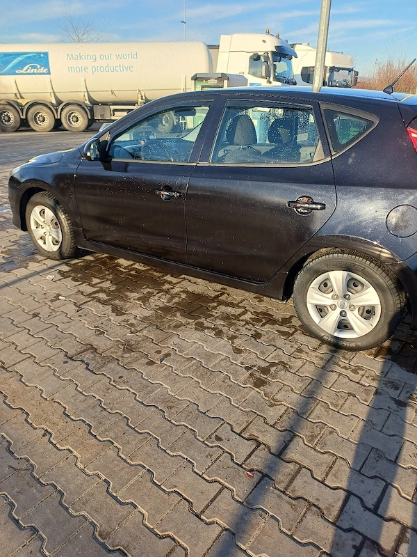 HYUNDAI i30 2012 — imagine 9