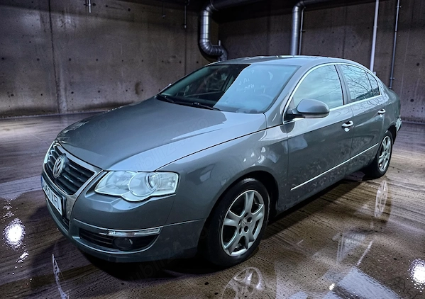 VOLKSWAGEN Passat Santana 2.0TDI Highline BMP