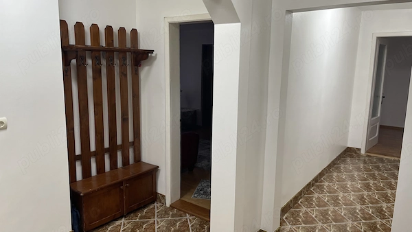Proprietar, vând apartament 4 camere cu loc de parcare — fotografia 1