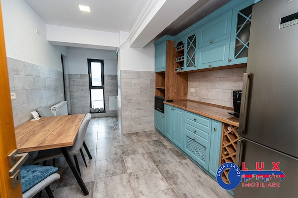 ID 622 Apartament 3 camere LUX de inchiriat