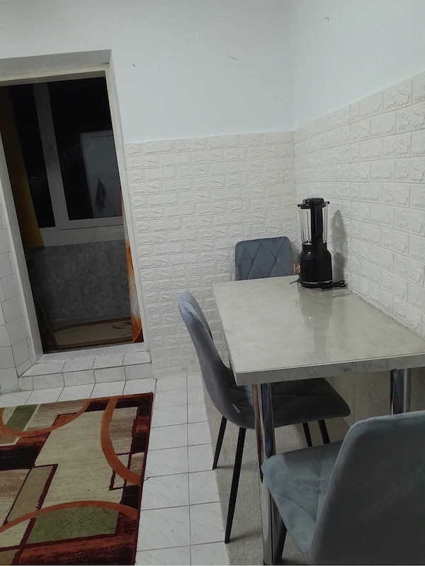Vand apartament 2 camere — fotografia 3