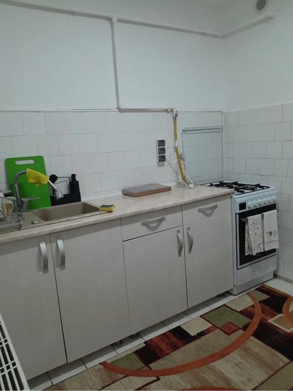 Vand apartament 2 camere — fotografia 1