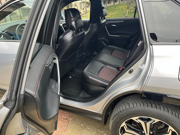 TOYOTA RAV4 2022 — imagine 6