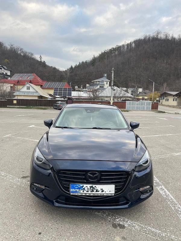 MAZDA 3 2017