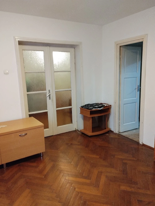 Apartament de vanzare — fotografia 1