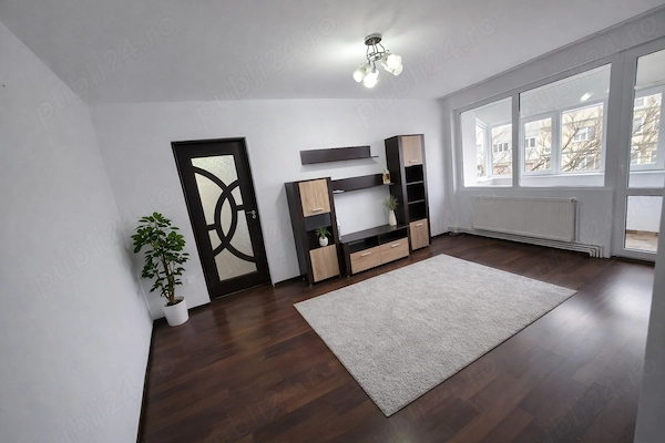 Apartament 3 camere Micro 16 Galați, renovat, centrală, 90.000 — fotografia 1