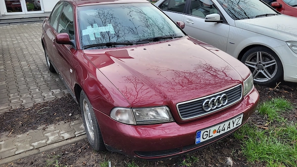 AUDI A4 1997 — imagine 4