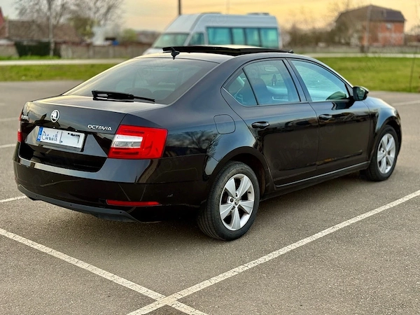 SKODA Octavia 2019 — imagine 4