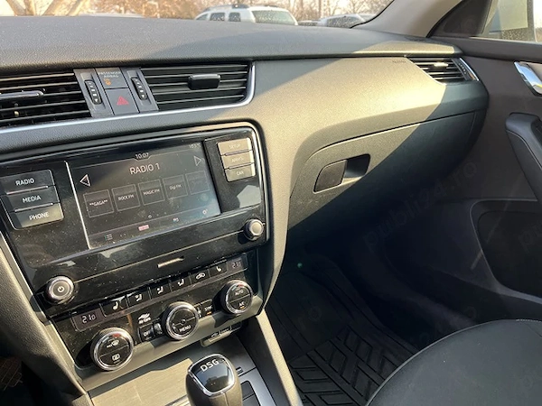 SKODA Octavia 2019 — imagine 4