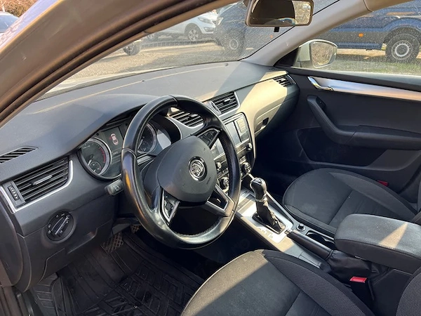 SKODA Octavia 2019 — imagine 5