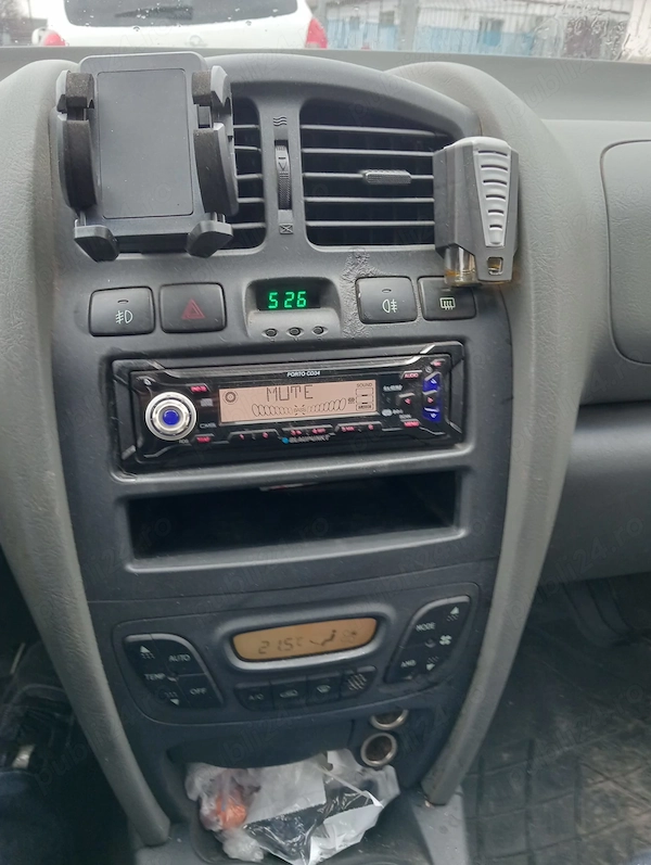 HYUNDAI Santa Fe 2004 — imagine 9