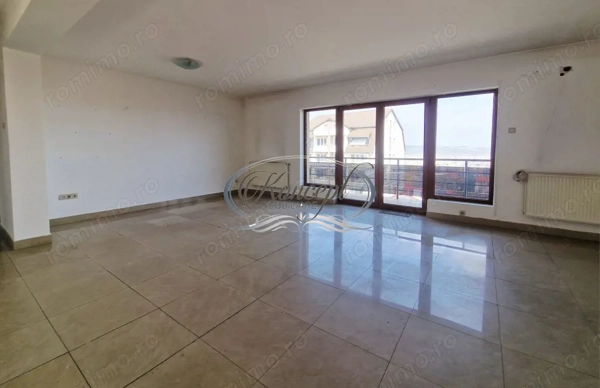 Apartament spatios si cu potential in Andrei Muresanu — fotografia 1
