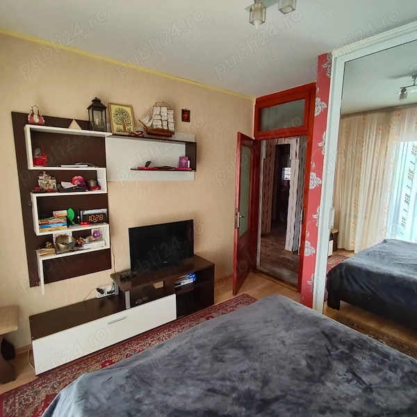 Apartament 4 camere decomandat Inel 1, etaj 1, vedere bilaterală — fotografia 3