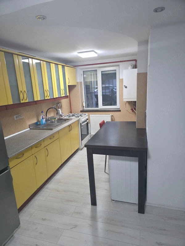 Vând apartament 2 camere