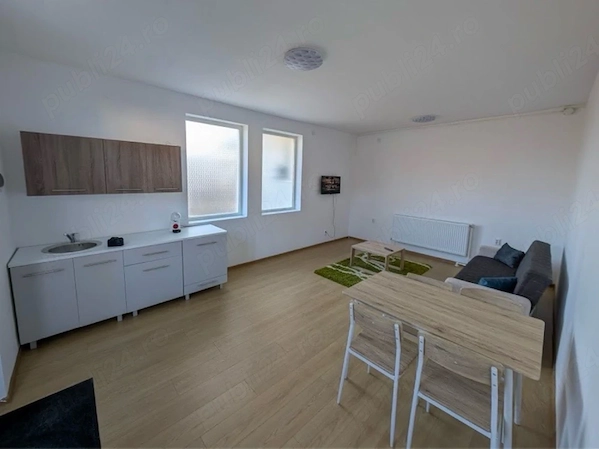 Apartament în Duplex Curte Privată & Parcare