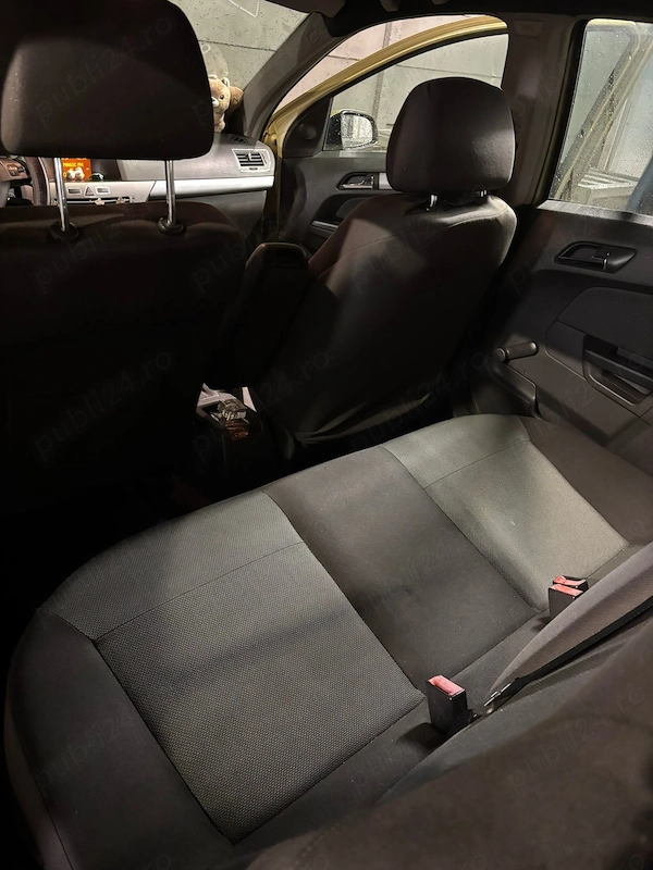 OPEL Astra 2004 — imagine 3
