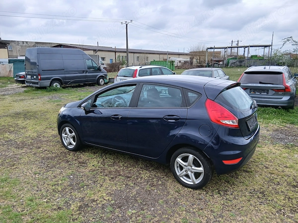 FORD Fiesta 2010 — imagine 2
