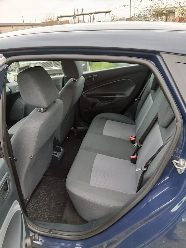 FORD Fiesta 2010 — imagine 8