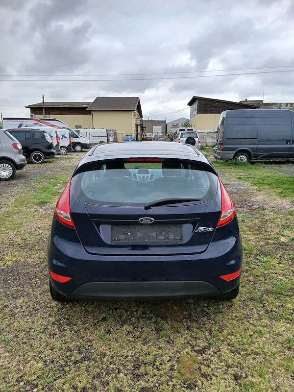 FORD Fiesta 2010 — imagine 3