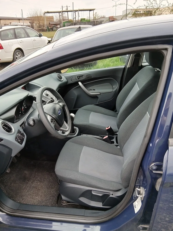 FORD Fiesta 2010 — imagine 10