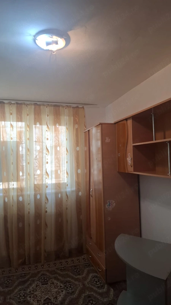 Apartament cu 2 camere de vanzare, et 1, Dealul Florilor — fotografia 3