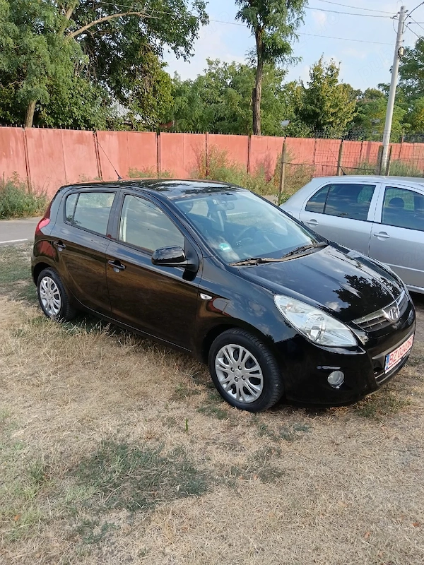 HYUNDAI i20 2010 — imagine 2