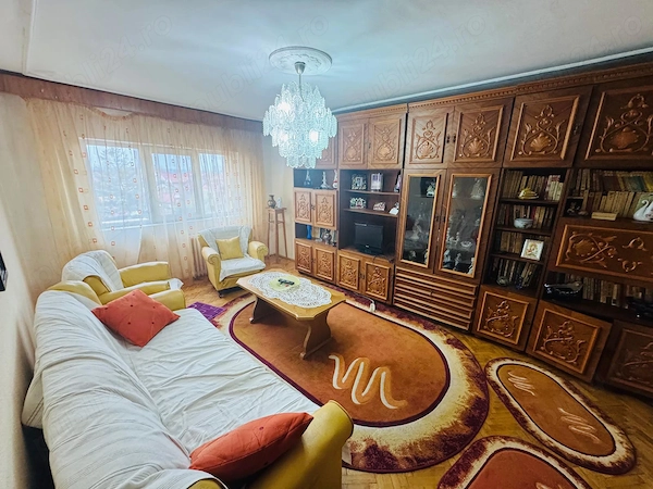 3 Camere Decomandat in Zonă Semicentrală | Etaj 3 din 4 | Comision 0% — fotografia 2