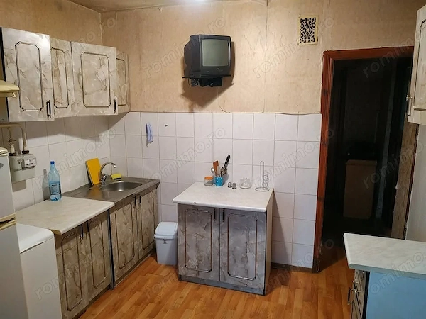 Garsoniera zona Lujerului