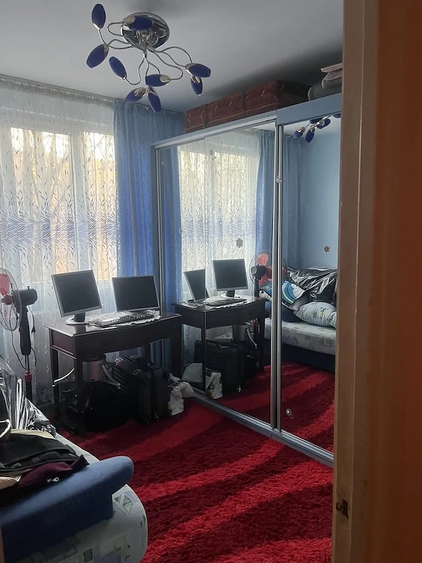 Apartament spatios cu 3 camere,Centrala proprie.Parcare.Brancoveanu Metrou! — fotografia 3