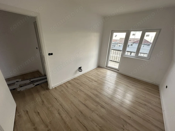 Apartament 2 camere la Mansarda zona Bucovinei — fotografia 3