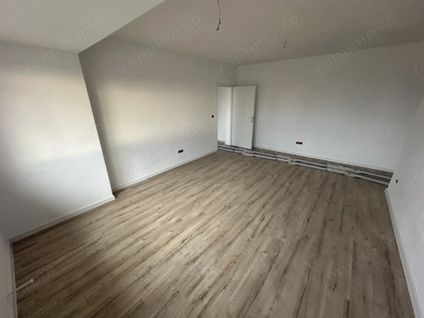 Apartament 2 camere la Mansarda zona Bucovinei — fotografia 1