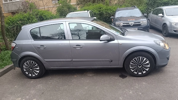 OPEL Astra 2005 — imagine 4